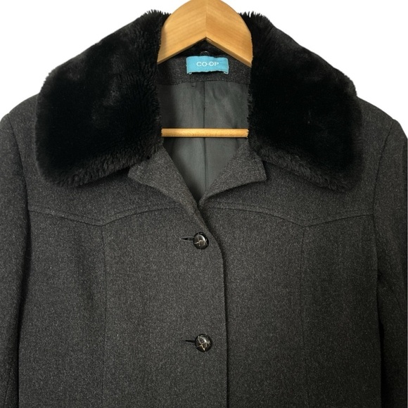Barney’s NY Vintage Wool/Cashmere Coat, Detachable Faux Fur Collar, 42 (US S) - Picture 5 of 12